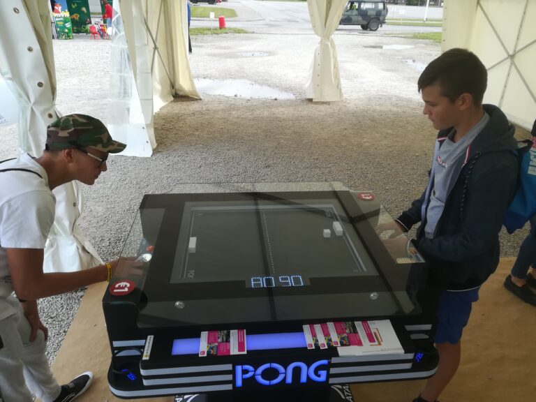 ATARI PONG lauamäng